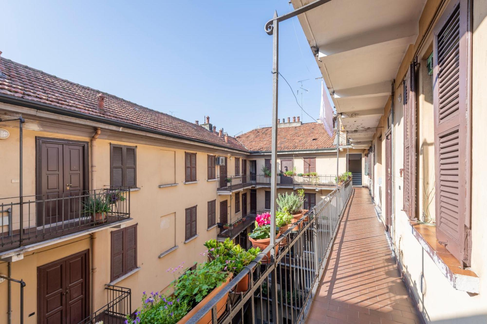 Апартаменты Bessy House, Near Fondazione Prada Милан Экстерьер фото